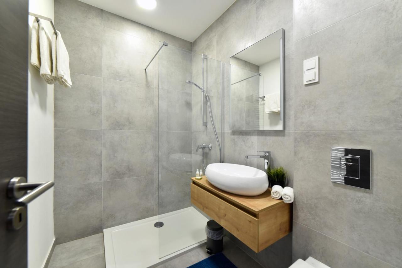 Zrinski Premium Suites & Rooms Загреб Екстер'єр фото